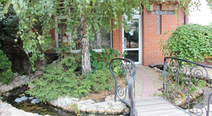 Hostel Mnogoborets F. Klub Odessa Phòng bức ảnh