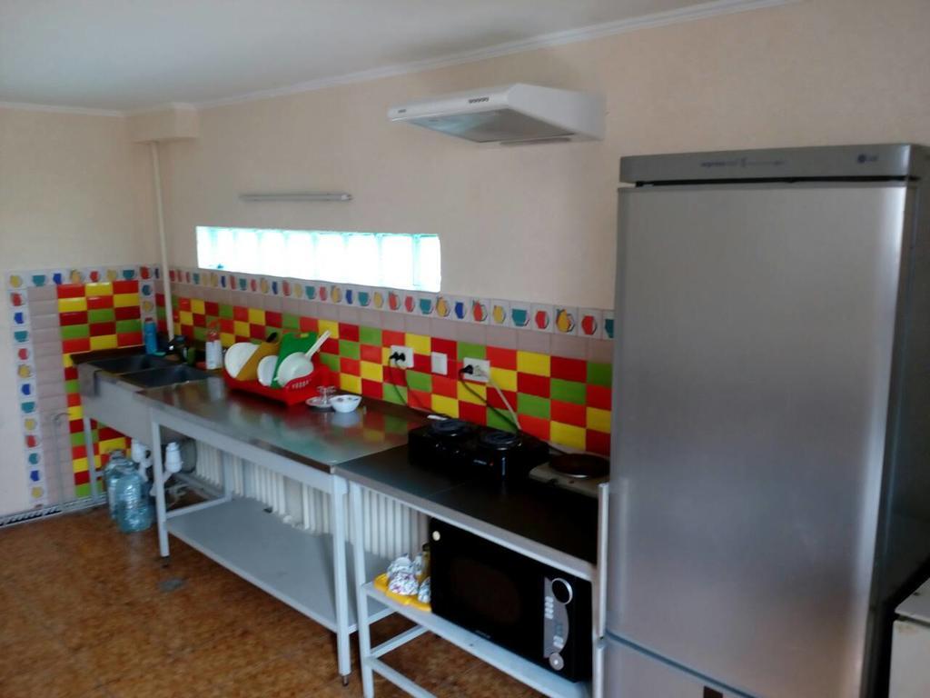 Hostel Mnogoborets F. Klub Odessa Ngoại thất bức ảnh