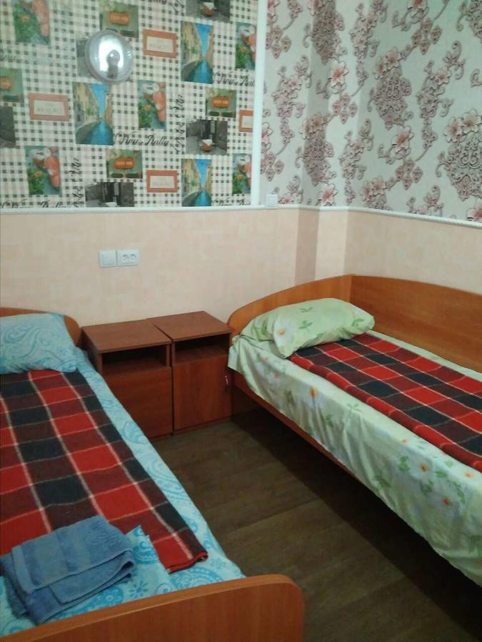 Hostel Mnogoborets F. Klub Odessa Ngoại thất bức ảnh