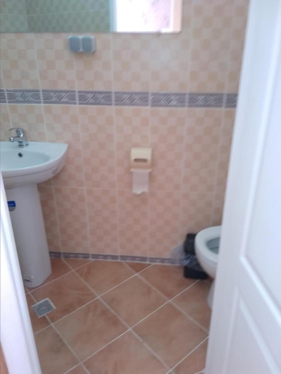 Hostel Mnogoborets F. Klub Odessa Ngoại thất bức ảnh